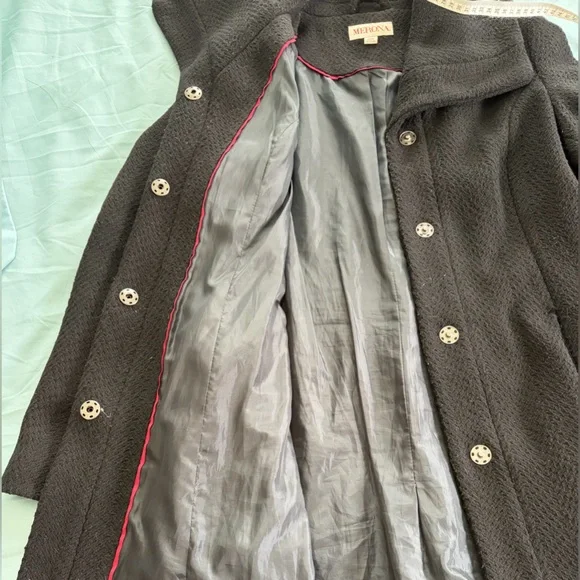 Elegant Black Women's Coat - Picture 9 of 12